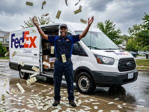 Image for FedEx's Most Profitable Peak Yet. A Win for Customers?